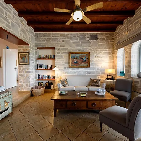 Aegean Seashell Pounda